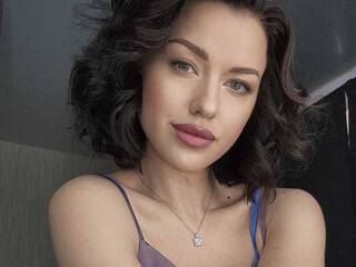 دردشة الفيديو المثيرة B-BDoll