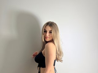 دردشة الفيديو المثيرة BabbyAisha