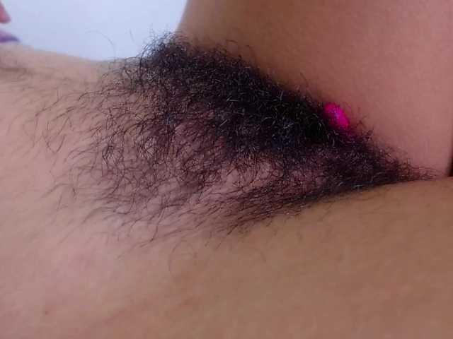 الصور Babe_ali HEY HRU? (GOAL IS DIRTY BLOW JOB) @sofar @total # deep #hairy #bush #big #natural #pussy #smalltits #bigass #cute #sexy