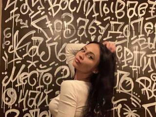 دردشة الفيديو المثيرة BabyAlicea