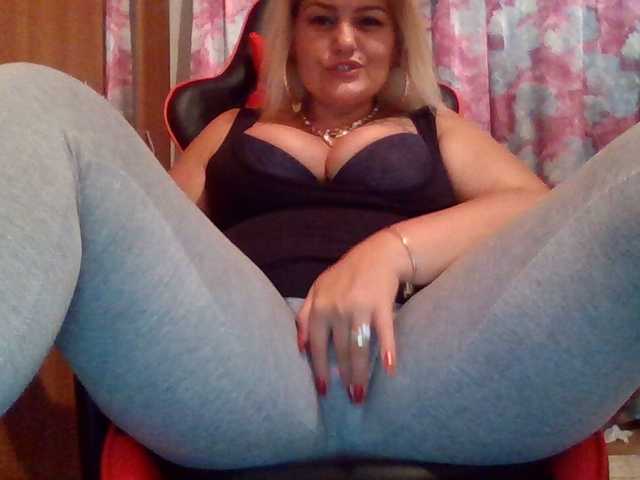 لقطات البث babydoolsexy