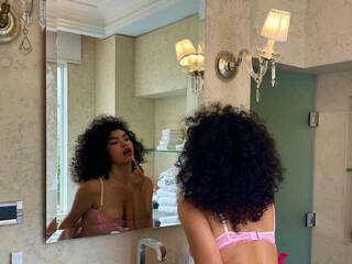 دردشة الفيديو المثيرة babydripp