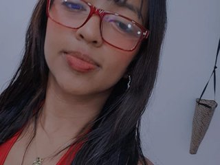 دردشة الفيديو المثيرة Barelyhot11