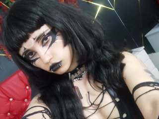 دردشة الفيديو المثيرة CountessBathory