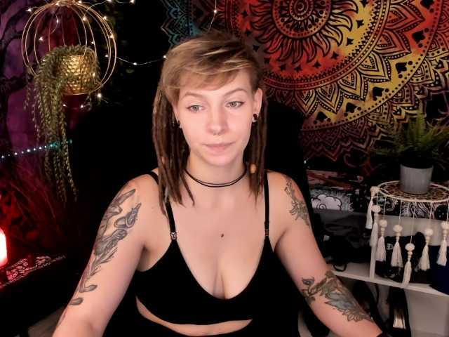 لقطات البث BayleeDesire
