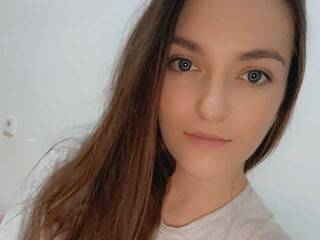 دردشة الفيديو المثيرة Latifaaaa