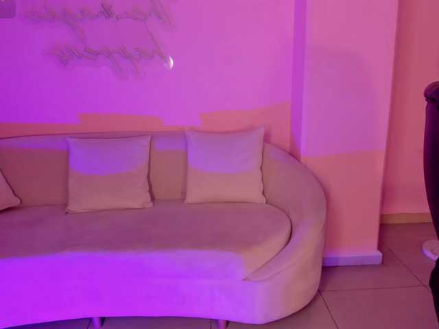 لقطات البث BeccaRoberts