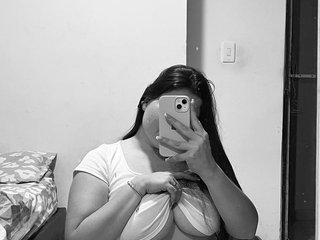 دردشة الفيديو المثيرة BECKAWHITE