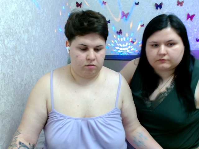 لقطات البث BeckyAndEllen