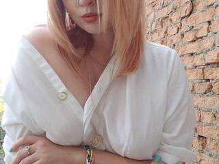 دردشة الفيديو المثيرة Beginning