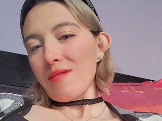 دردشة الفيديو المثيرة BelinhaCoutinho