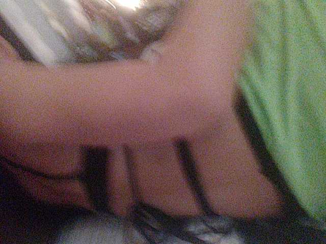 لقطات البث BellaRoland