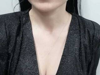 دردشة الفيديو المثيرة Ellainclothes