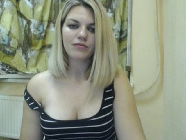 لقطات البث BellyBella