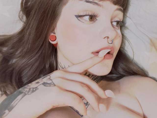 صورة الملف الشخصي betty-moon