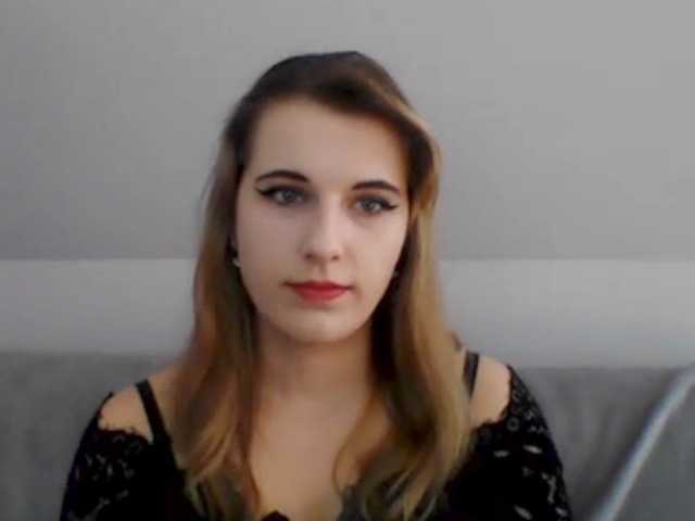 لقطات البث BettySecret