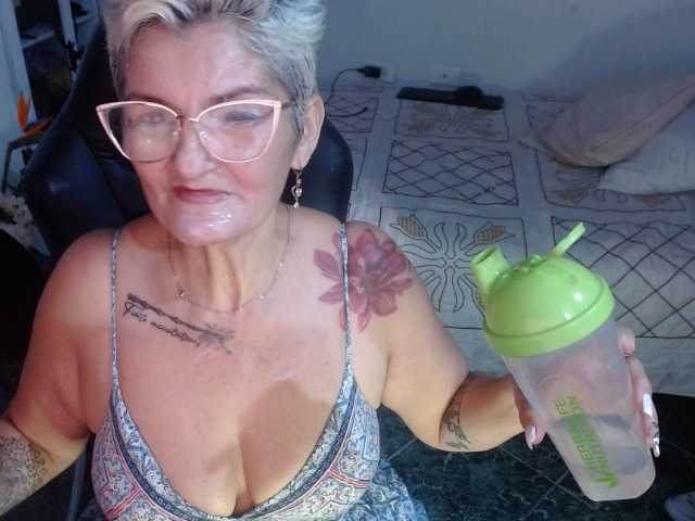 لقطات البث bety-cum2