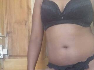 دردشة الفيديو المثيرة Bhumii