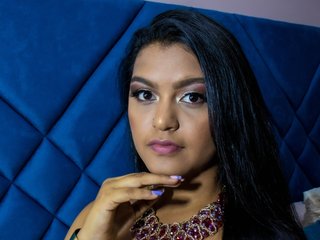 دردشة الفيديو المثيرة BiancaMartini