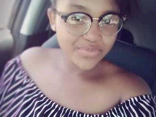 دردشة الفيديو المثيرة BigAssnyash27