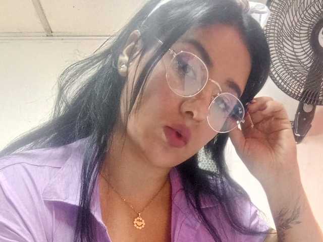صورة الملف الشخصي bigboobsrose1