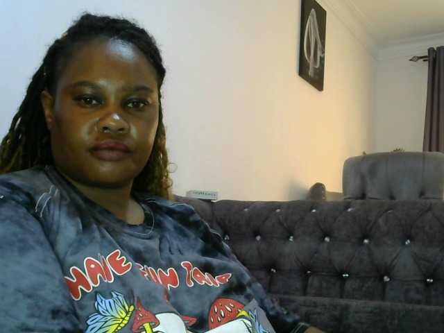 لقطات البث Bigbumboobs