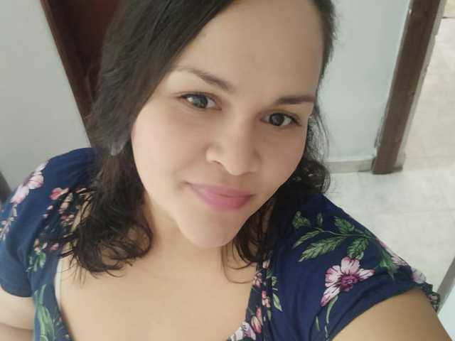 صورة الملف الشخصي bigtits-mommy