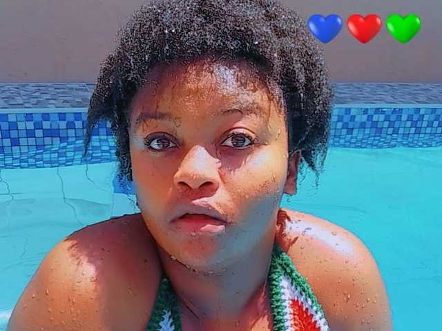 صورة الملف الشخصي bigtitsqueen33