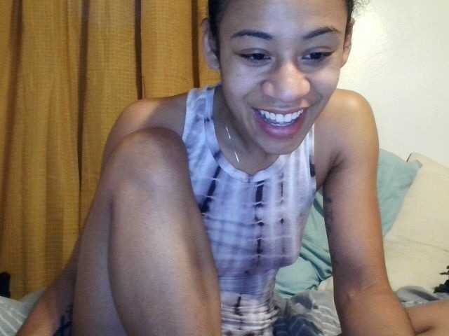 لقطات البث bitemejoy