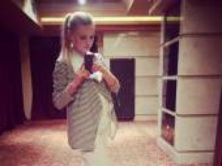 دردشة الفيديو المثيرة blondaaas