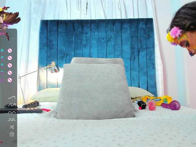 لقطات البث blondehorny69