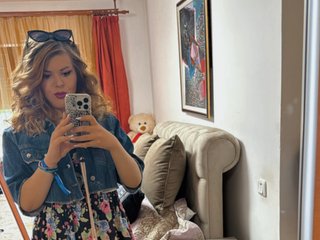 دردشة الفيديو المثيرة BlondeMaya