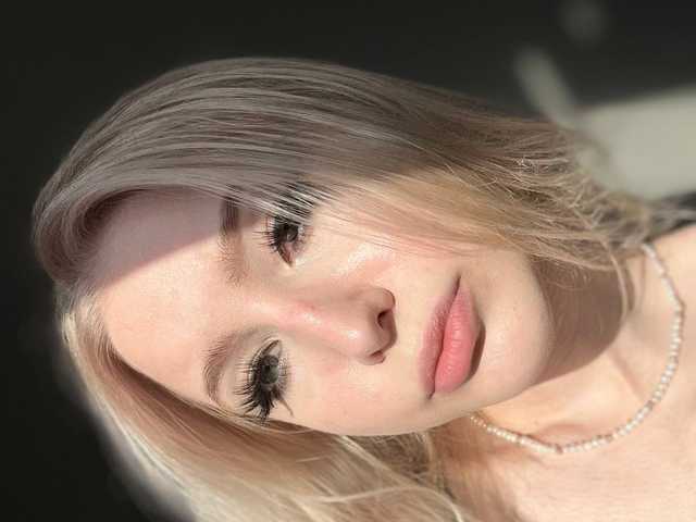 صورة الملف الشخصي BLONDINO4KA