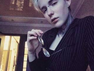 دردشة الفيديو المثيرة BlueXWolf