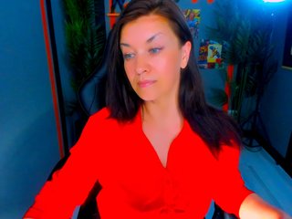 دردشة الفيديو المثيرة AnaMills