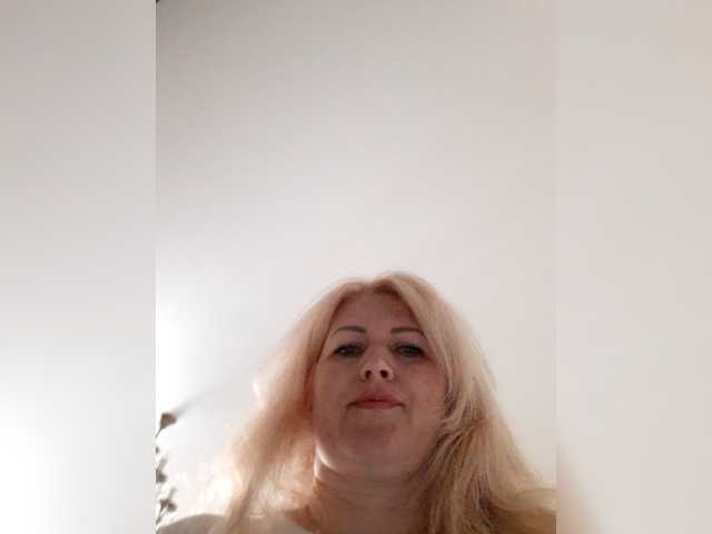 لقطات البث AugustineAs