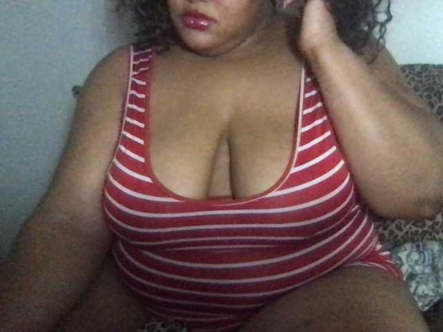 لقطات البث ChichiTheBBW