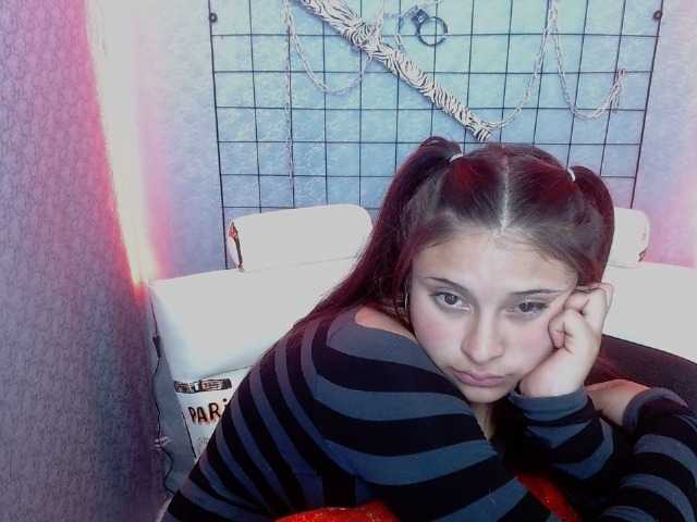 لقطات البث HellenWilliam