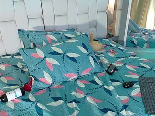 دردشة الفيديو المثيرة slutlittlegir