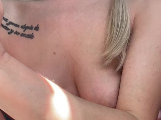 دردشة الفيديو المثيرة Mystique_Rose