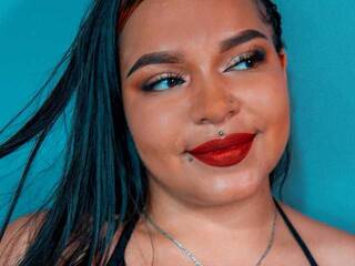 دردشة الفيديو المثيرة BonieHall