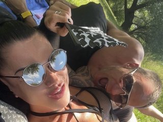 دردشة الفيديو المثيرة Casual_couple_in_love