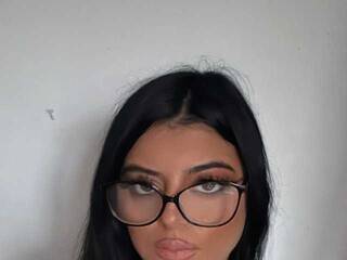 دردشة الفيديو المثيرة BridgitteBia