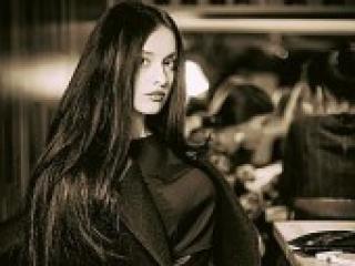 دردشة الفيديو المثيرة brigittefox
