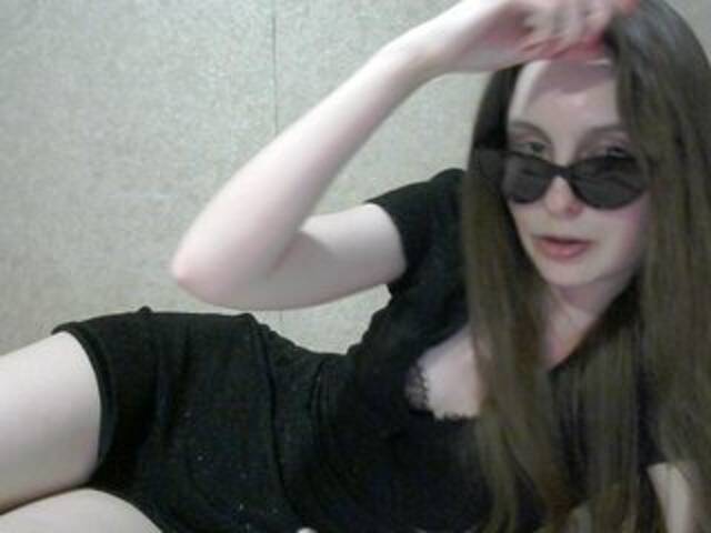 لقطات البث Brillbabes