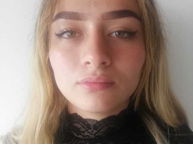 صورة الملف الشخصي BrinaKens