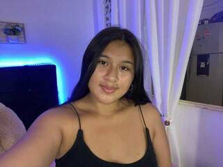 دردشة الفيديو المثيرة BrinkyMM