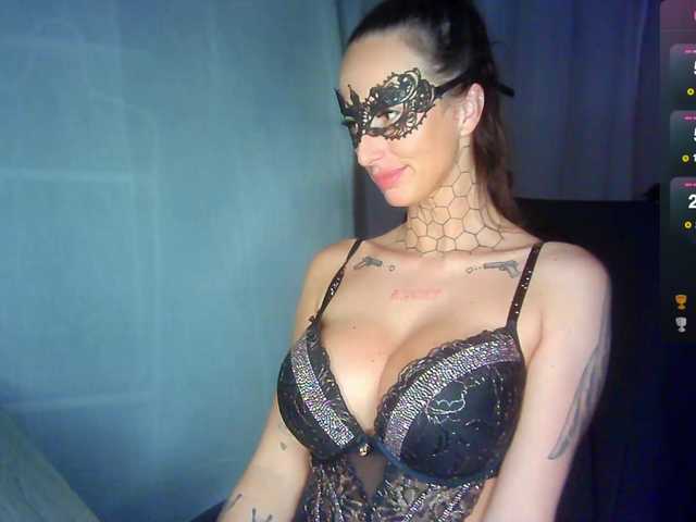 لقطات البث tattooedKika