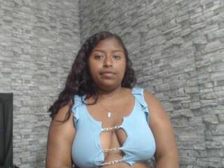 دردشة الفيديو المثيرة BrunetteSexy24