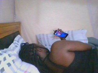 دردشة الفيديو المثيرة Busty-Barbie